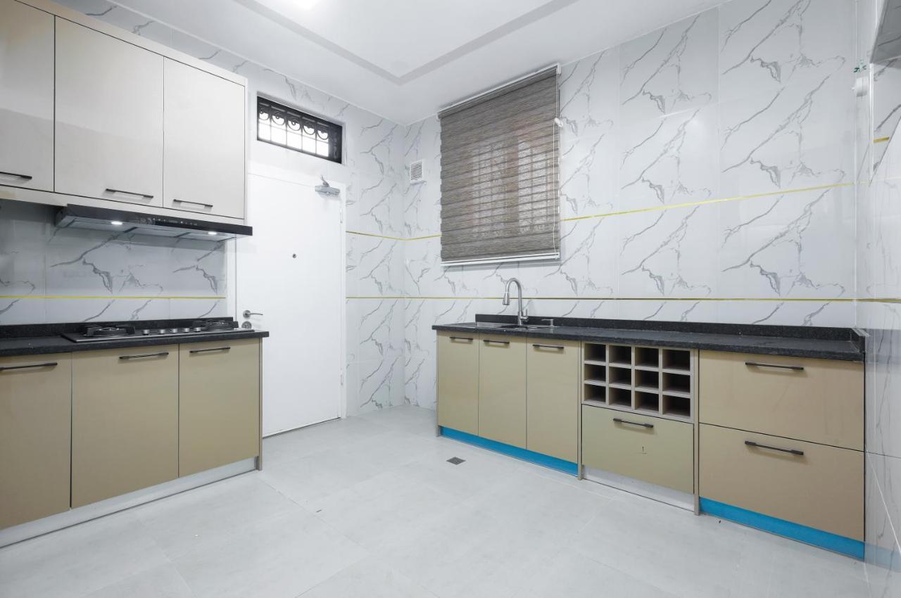 Bkt Cribs - Apartments & Suites أبوجا المظهر الخارجي الصورة